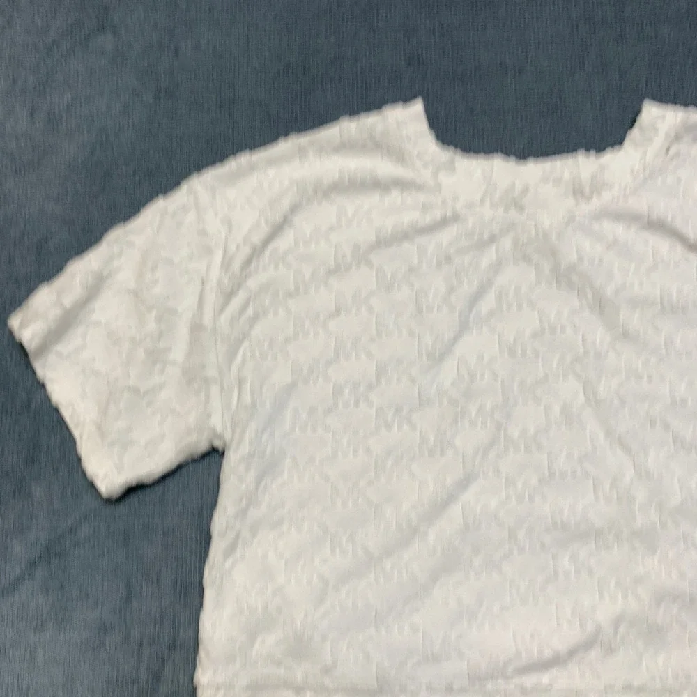 Michael Kors Cropped Top Womens XS White All Over Textured MK Logo Everyday Wear